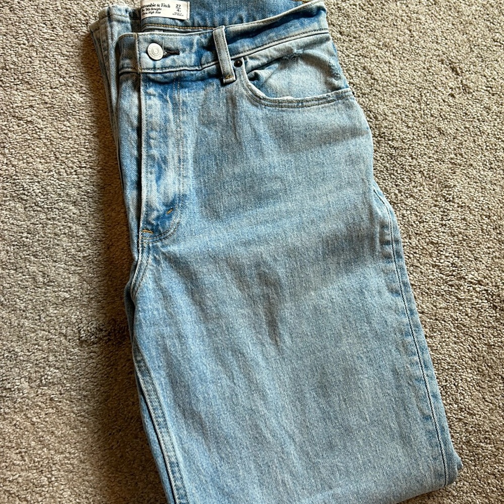Abercrombie 90s straight ultra high rise